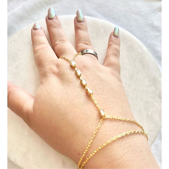 Cubic zirconia elongated radiant cut gold finger chain link bracelet ￼ - Picture 3 of 3